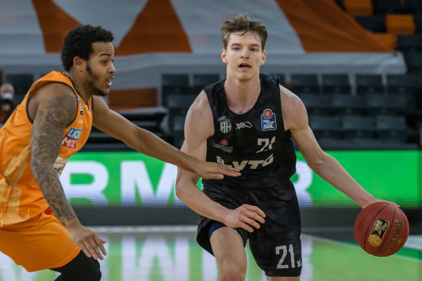 通过对菲利 通过对菲利