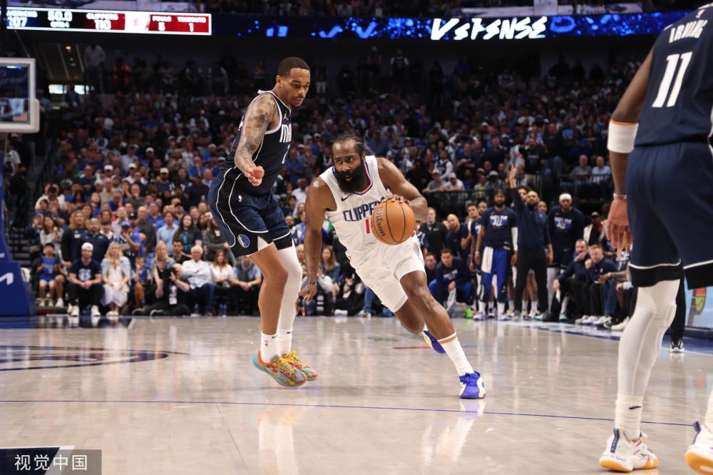 人瞩目的逆 人瞩目的逆